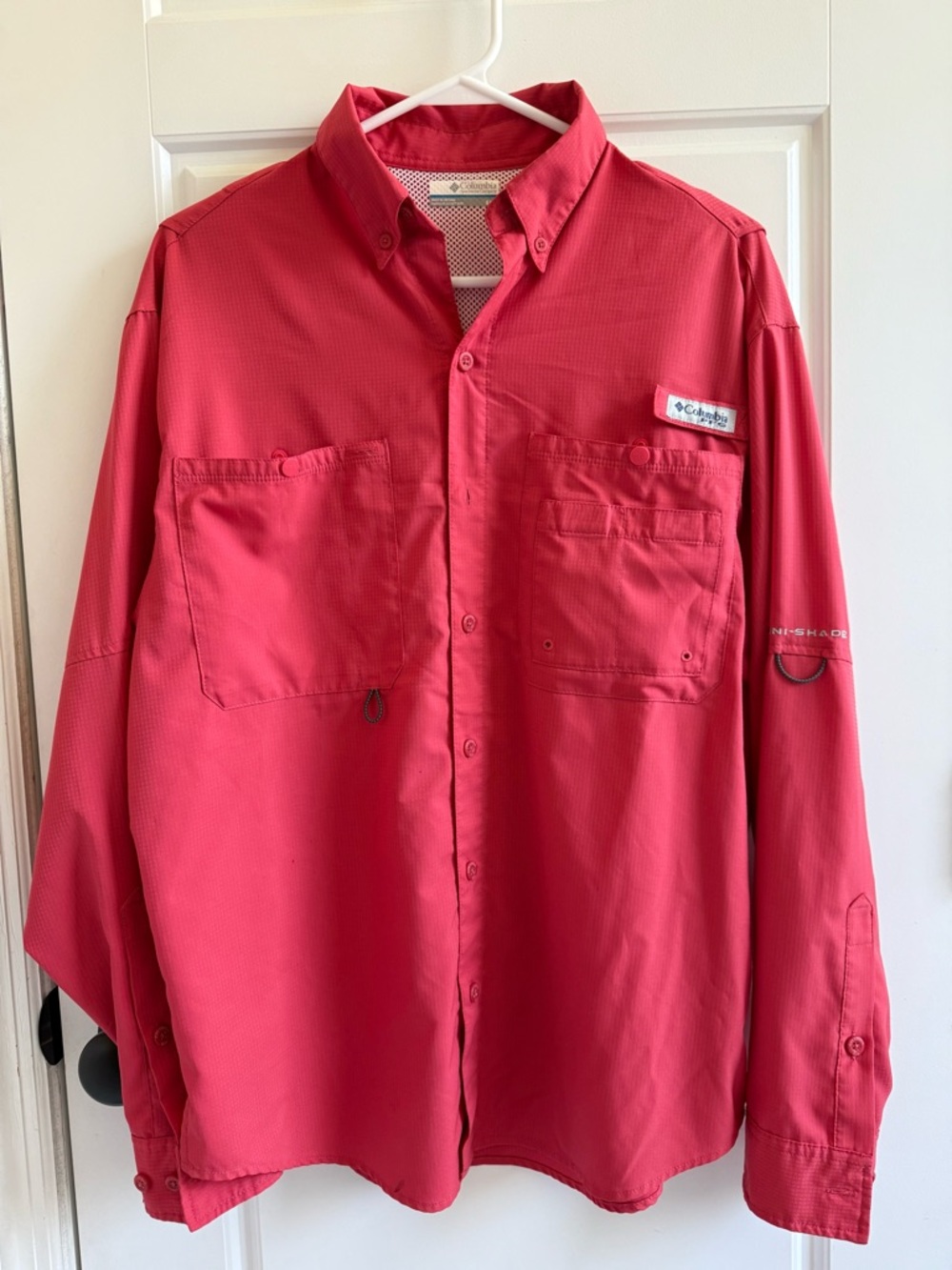 Columbia Coral-Red Short Collar Outdoor Shirt
